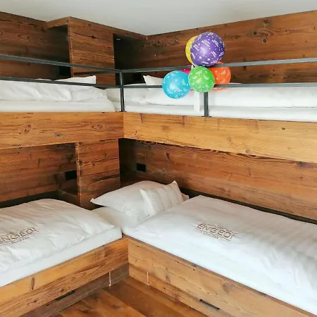 Chalet Engedi *